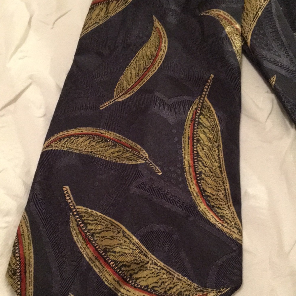 Burberry Tie - Picture 3 of 5